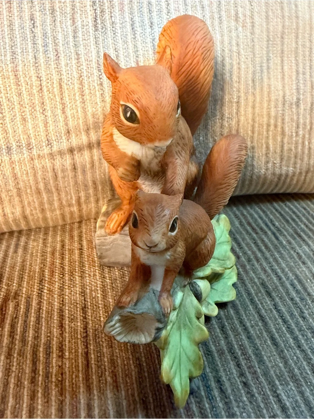 Vintage Brown Squirrel Figurine Home Accent - Decorative Woodland Sculpture